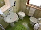 ferienwohnung-torri-del-benaco-mit-pool-2-personen-badezimmer